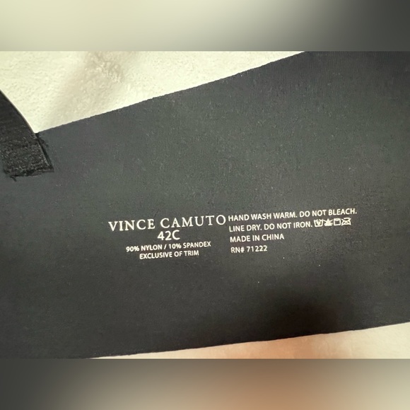 Vince Camuto Bra Women's Size 42C Black Padded Underwire Tagless - Picture 6 of 6